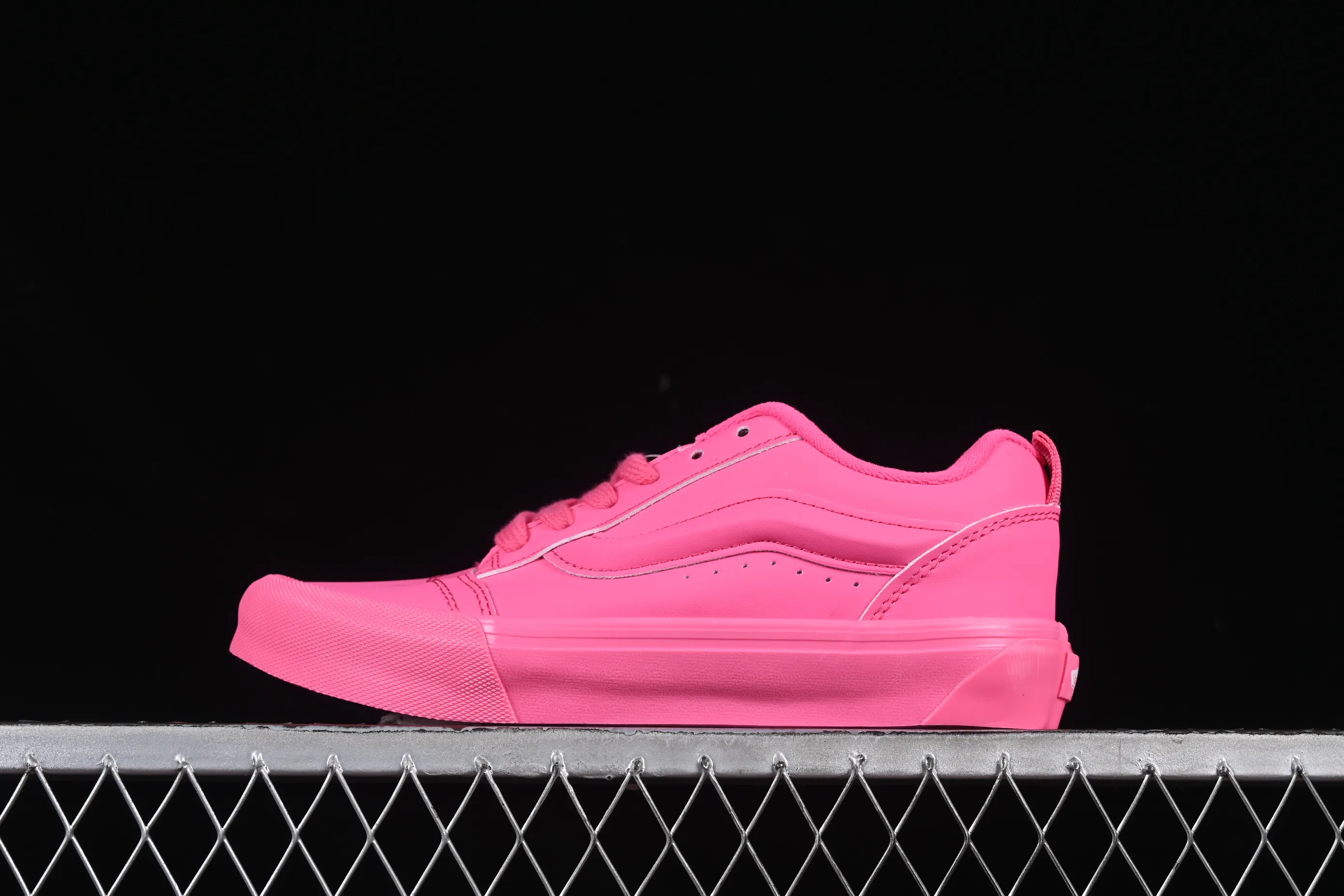 All categories Vans Vans series Vans Low Vans low-top Vans Knu Skool Vans low-top retro casual fat bread shoes VN0009QCWBL